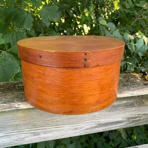 Vintage Round Pantry Sewing Box Handmade Shaker
